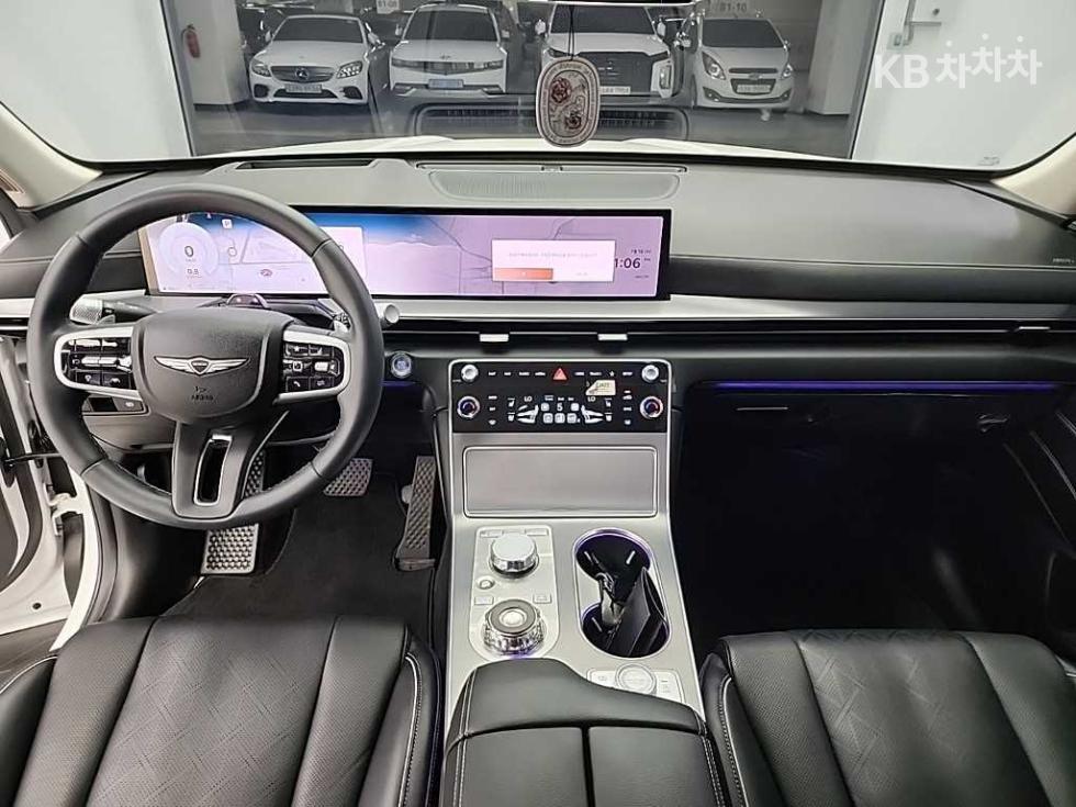 2024 Genesis GV80 photo