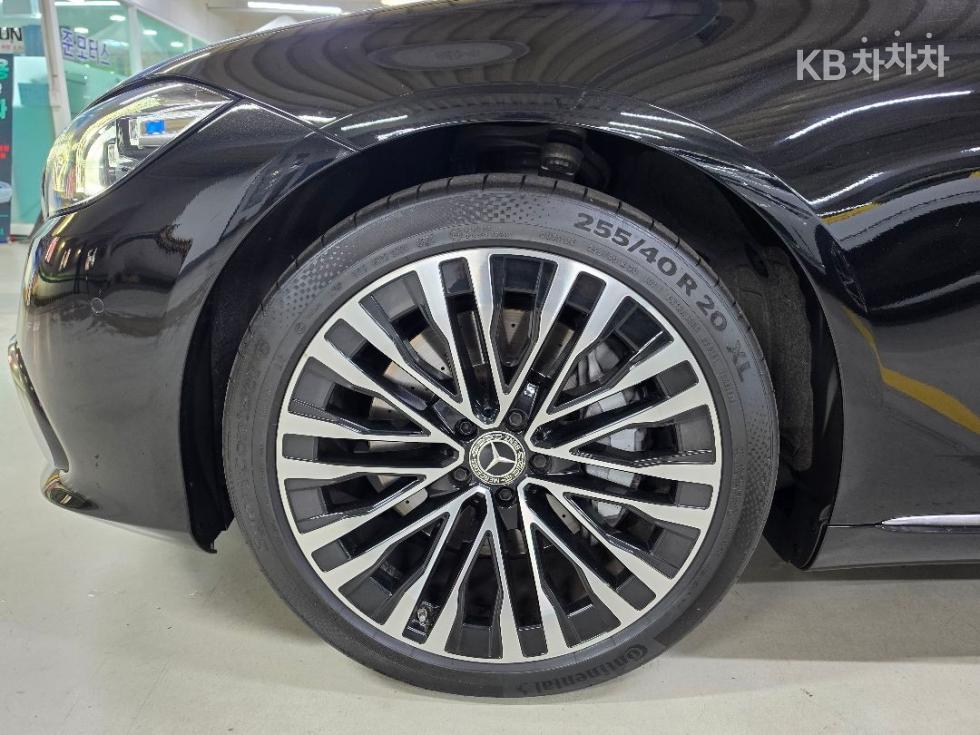 Mercedes-Benz S-klasse — miniaturë 27