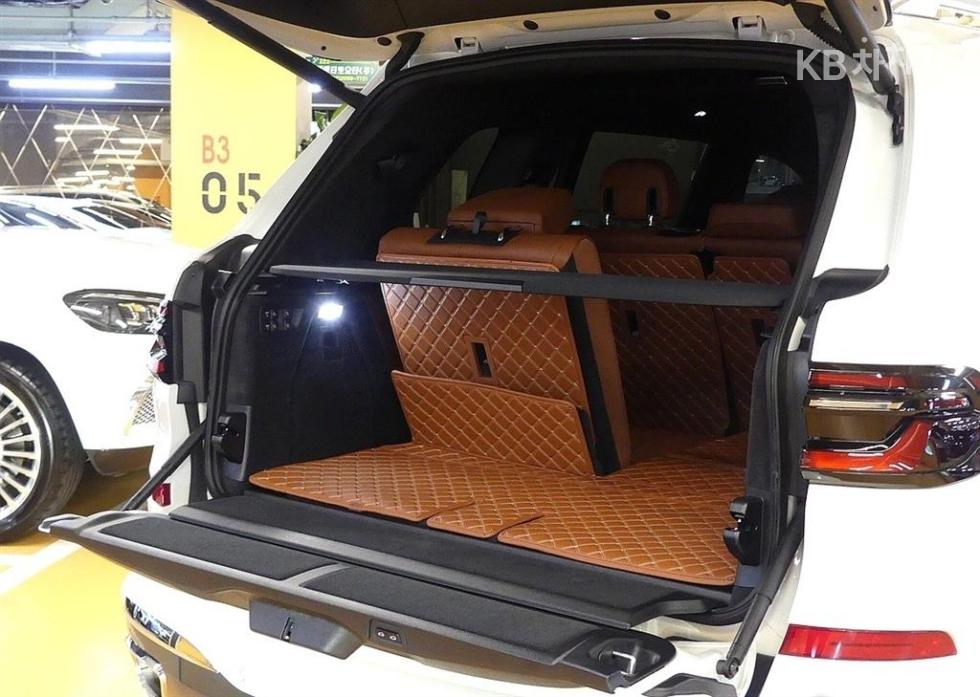 BMW X7 — miniaturë 10