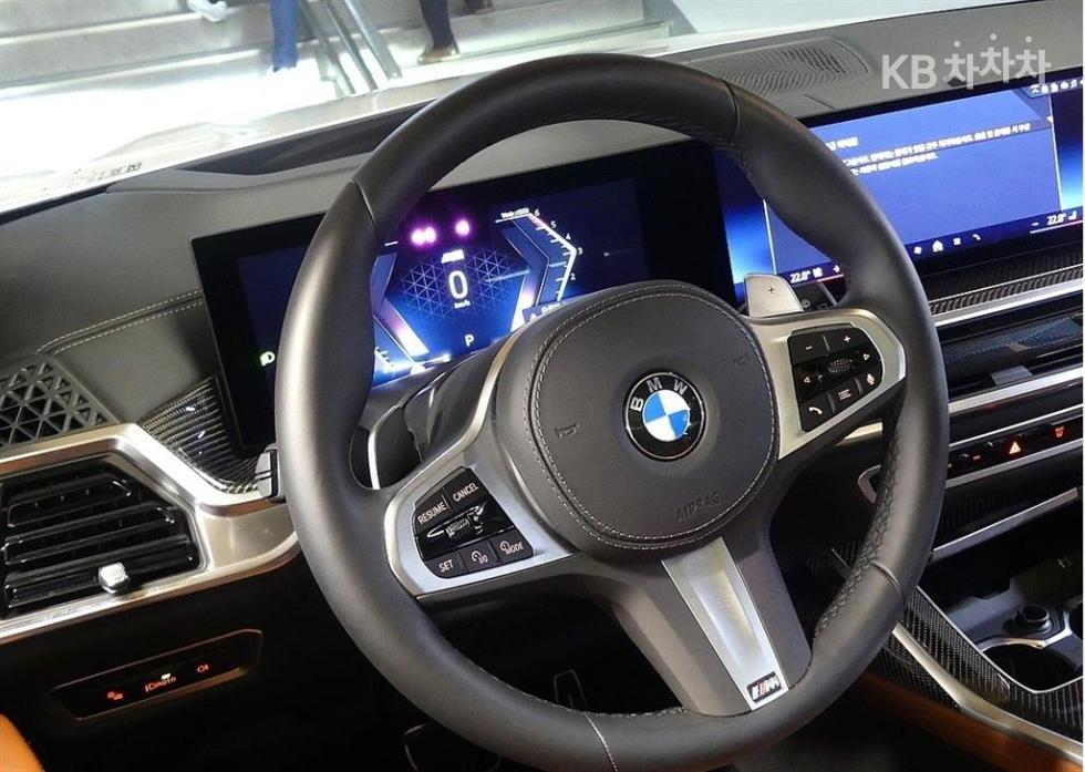 BMW X7 — miniaturë 12