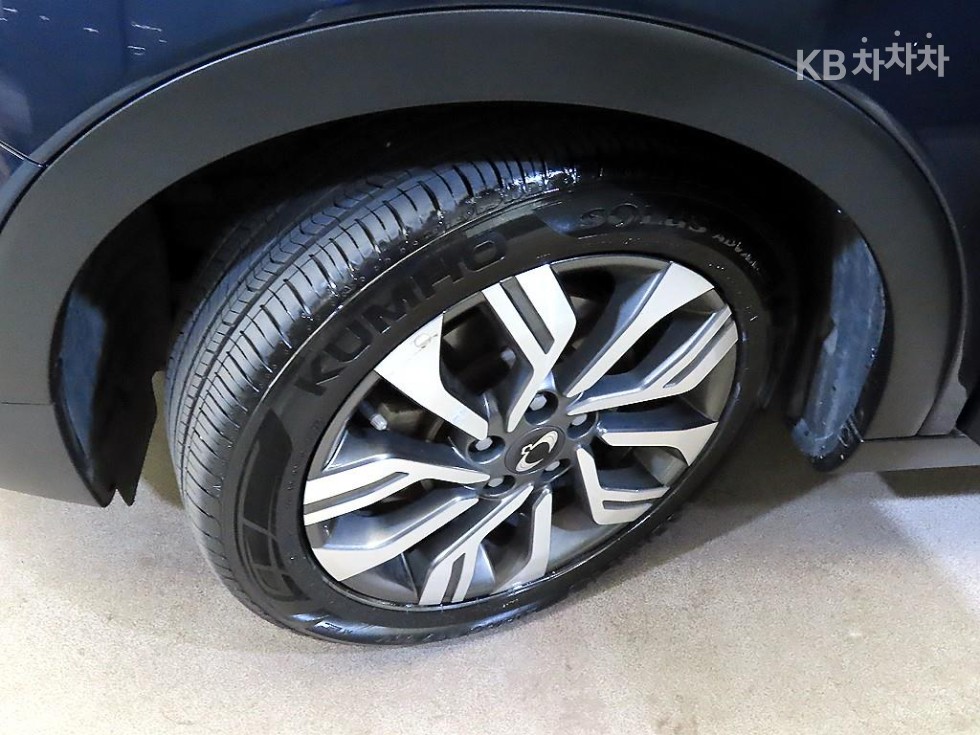 2019 KG Mobility KG photo
