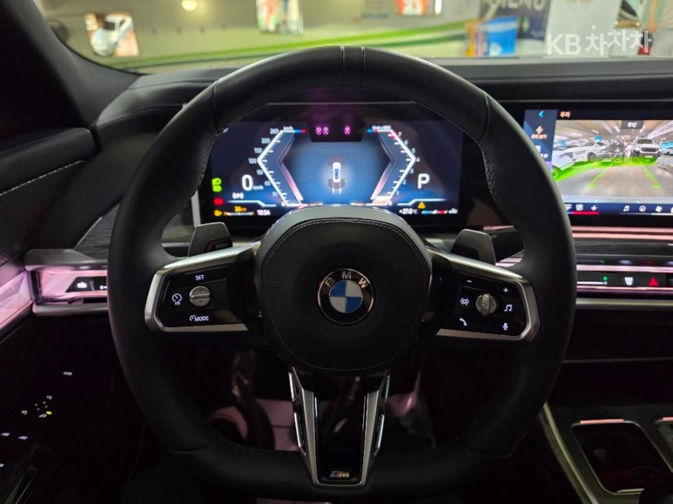 BMW 7er — miniaturë 11