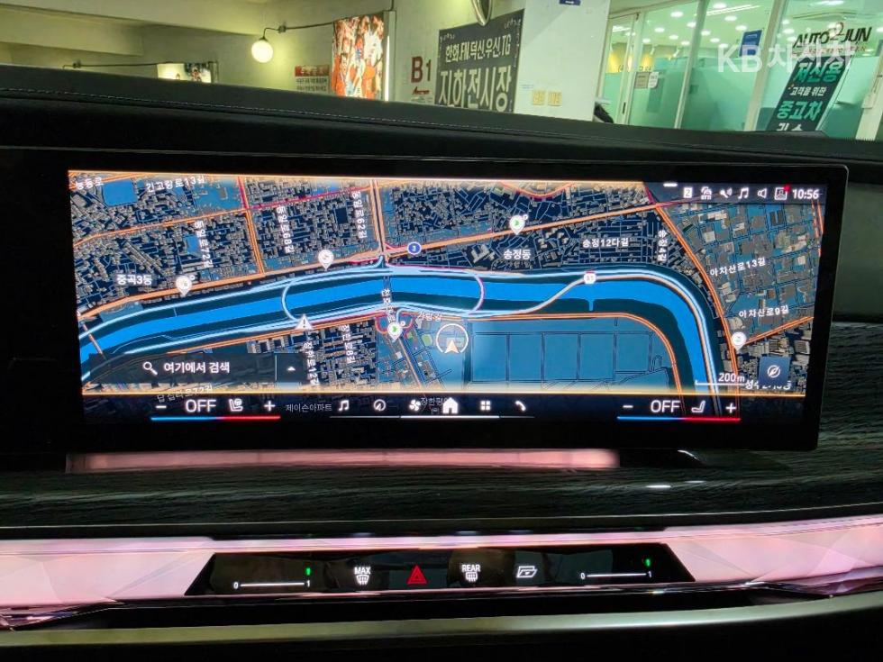 BMW 7er — miniaturë 8