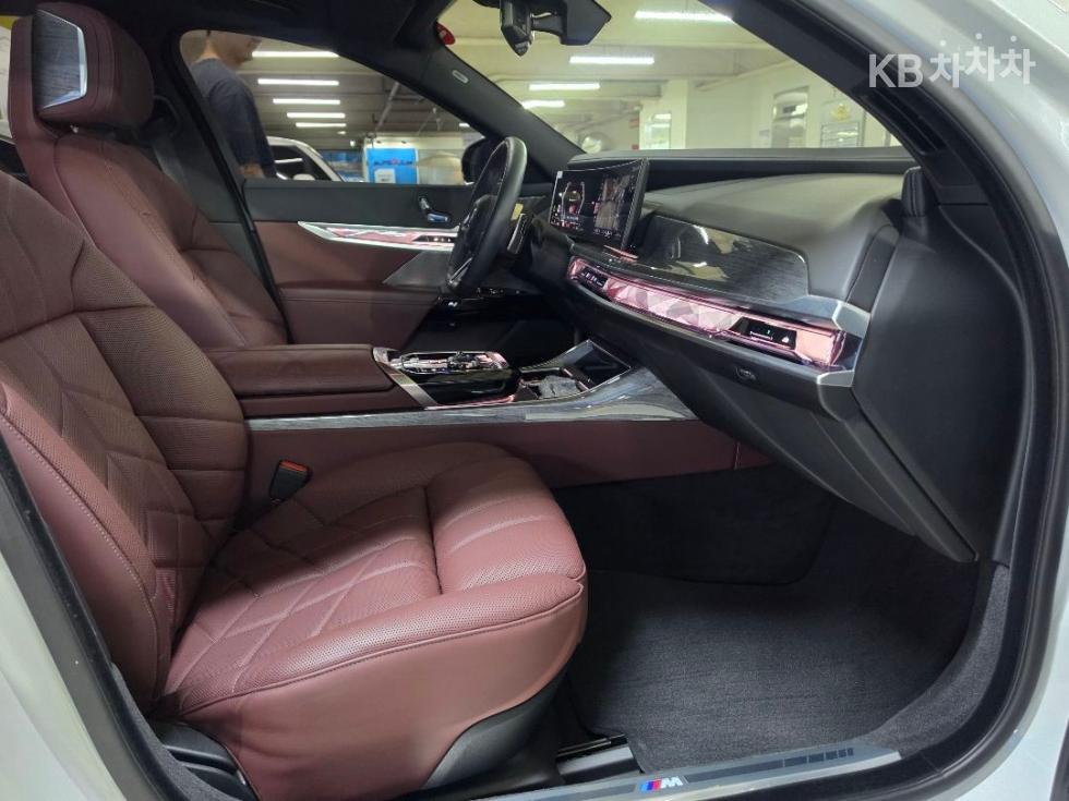 BMW 7er — miniaturë 20