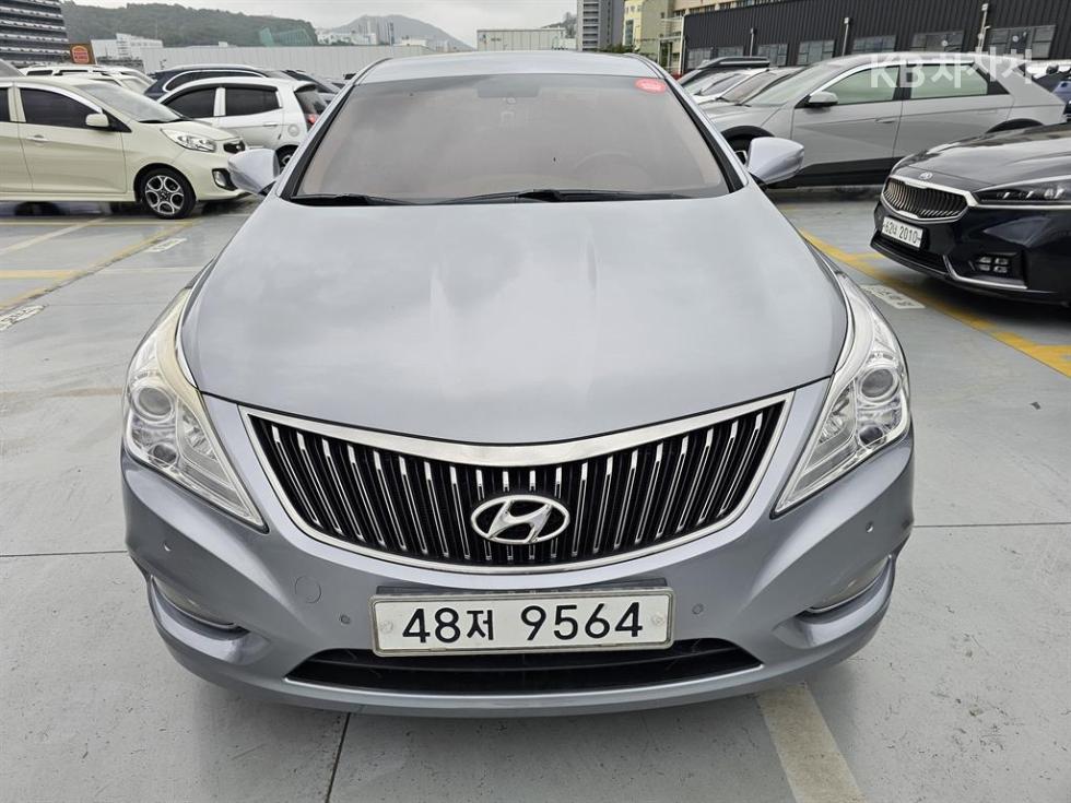 Hyundai Grandeur — miniaturë 3