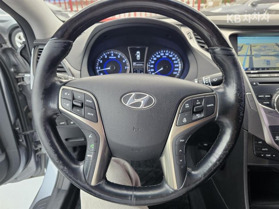 Hyundai Grandeur — miniaturë 6