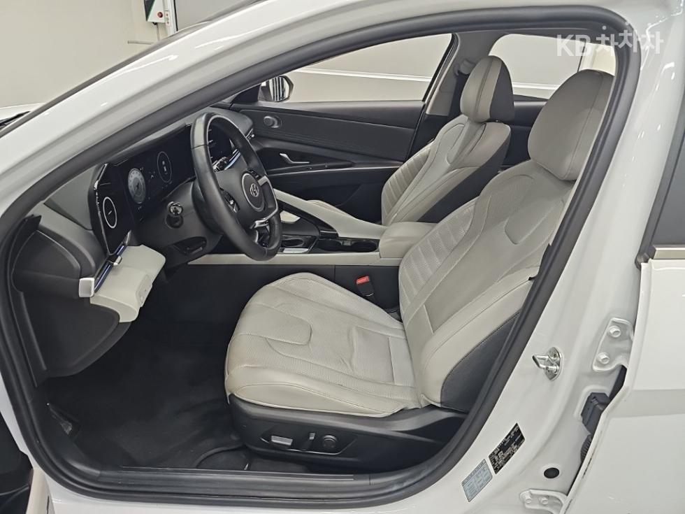 Hyundai Avante — miniaturë 11