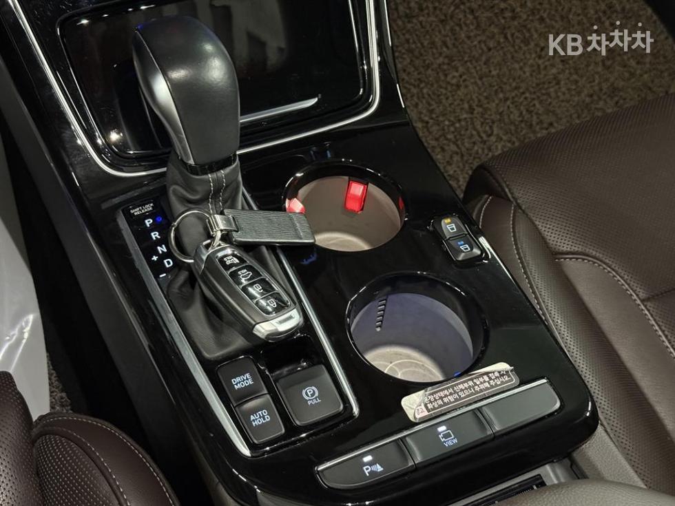 Hyundai Grandeur — miniaturë 16
