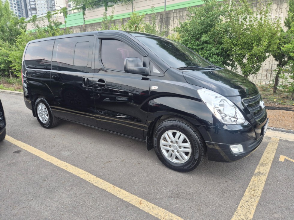 Hyundai Starex — miniaturë 4