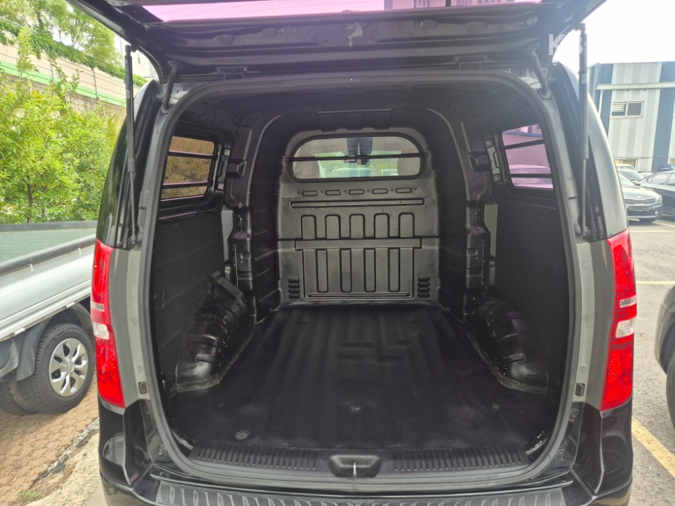 Hyundai Starex — miniaturë 11