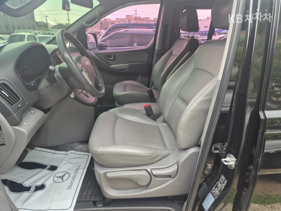 Hyundai Starex — miniaturë 8