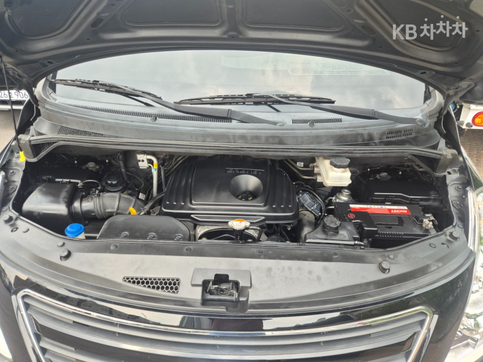 Hyundai Starex — miniaturë 6