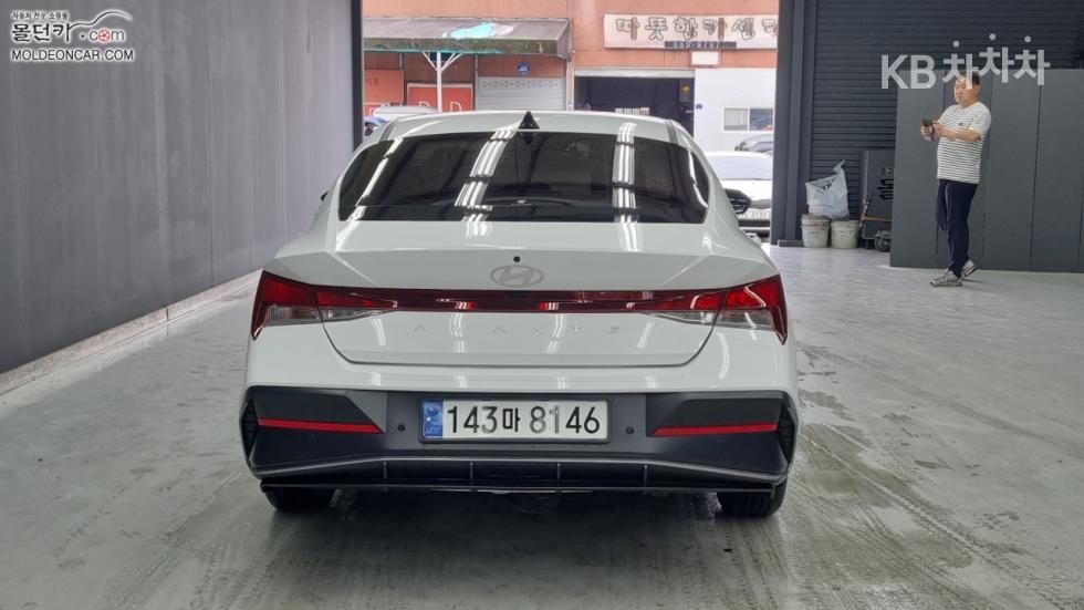 Hyundai Avante — miniaturë 4