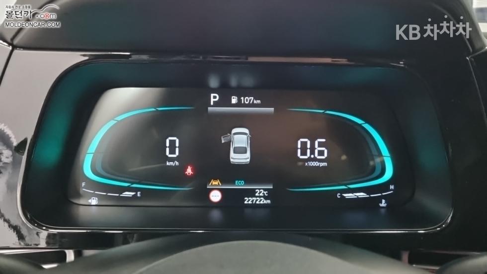 Hyundai Avante — miniaturë 5