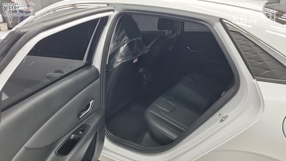 Hyundai Avante — miniaturë 10