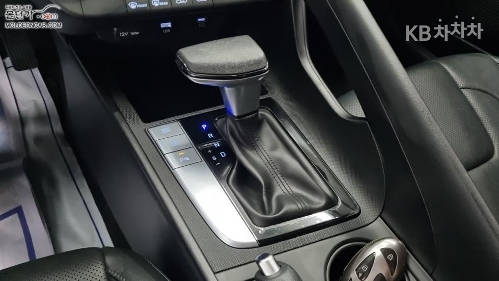 Hyundai Avante — miniaturë 14