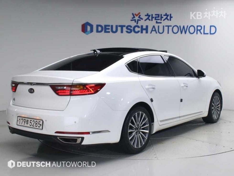 Kia K7 — miniaturë 2