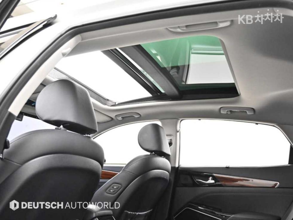 Kia K7 — miniaturë 18