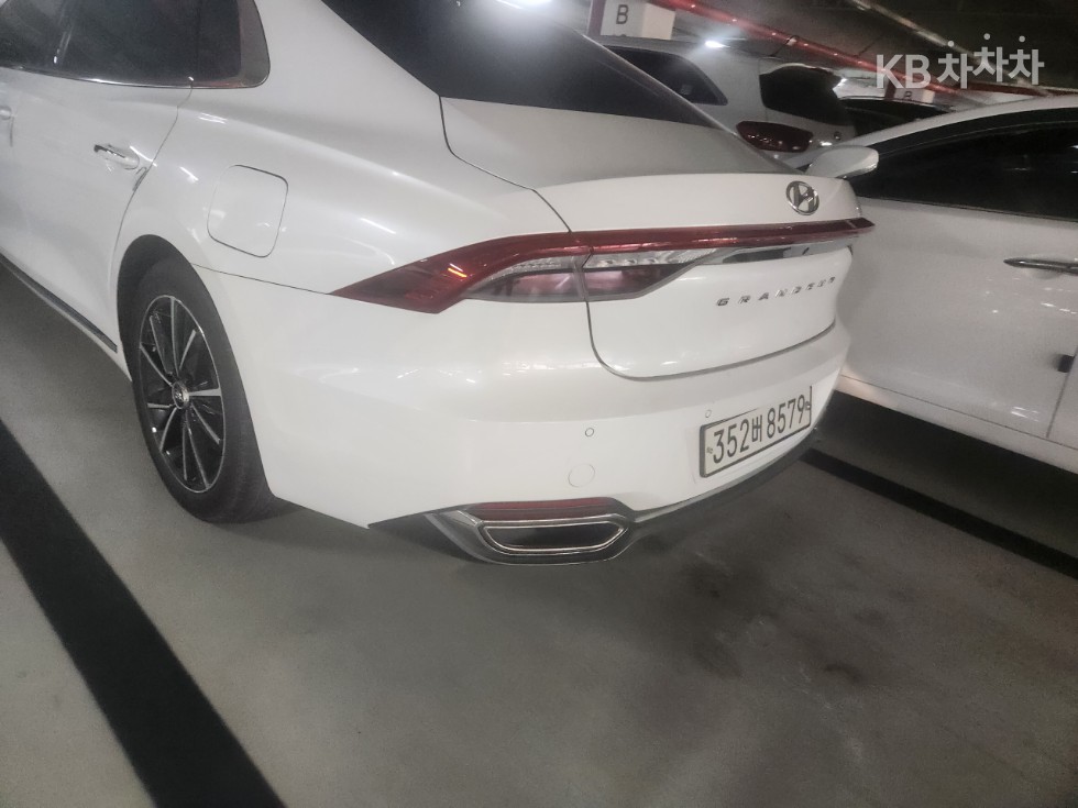 2020 Hyundai Used Car photo