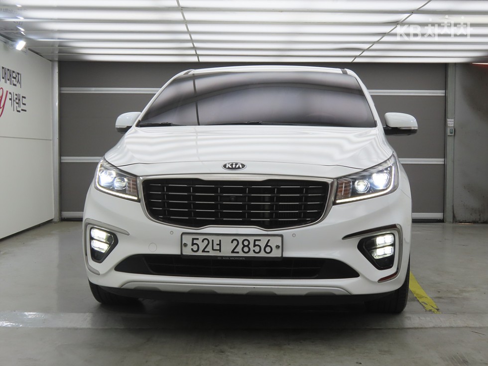 Kia Carnival — miniaturë 2