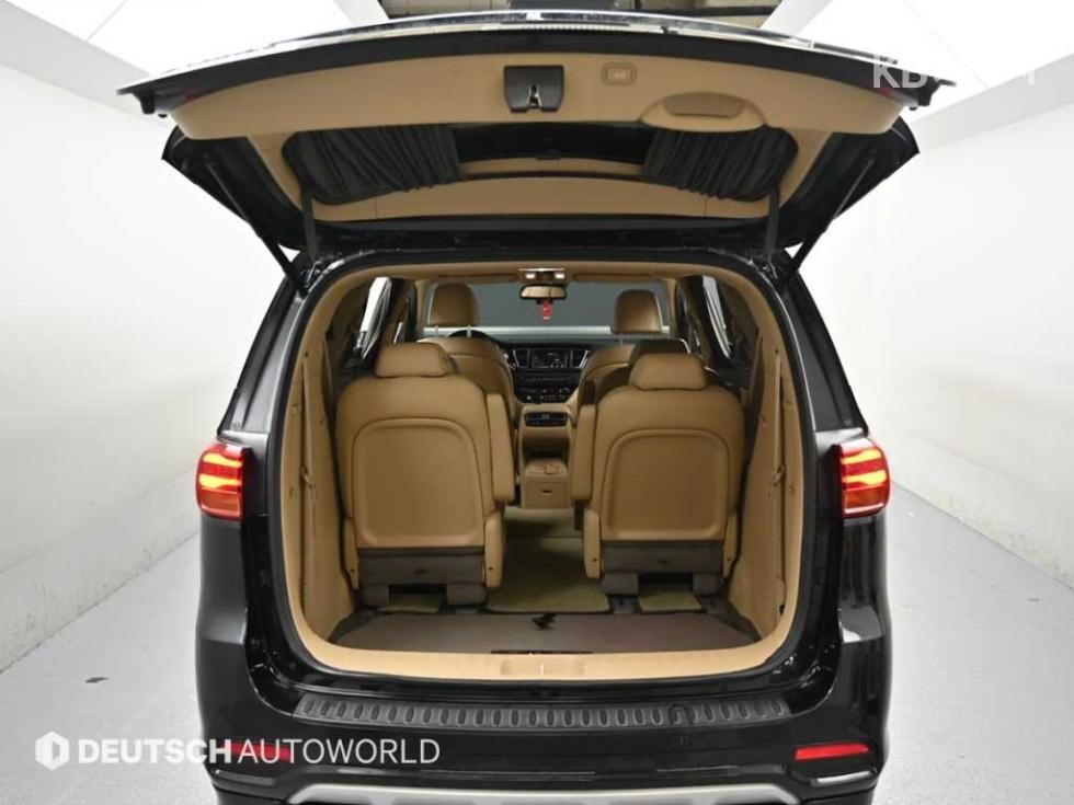 Kia Carnival — miniaturë 19