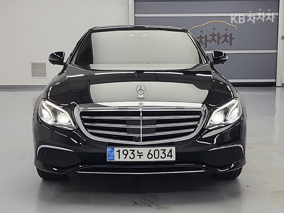 Mercedes-Benz E-klasse — miniaturë 2