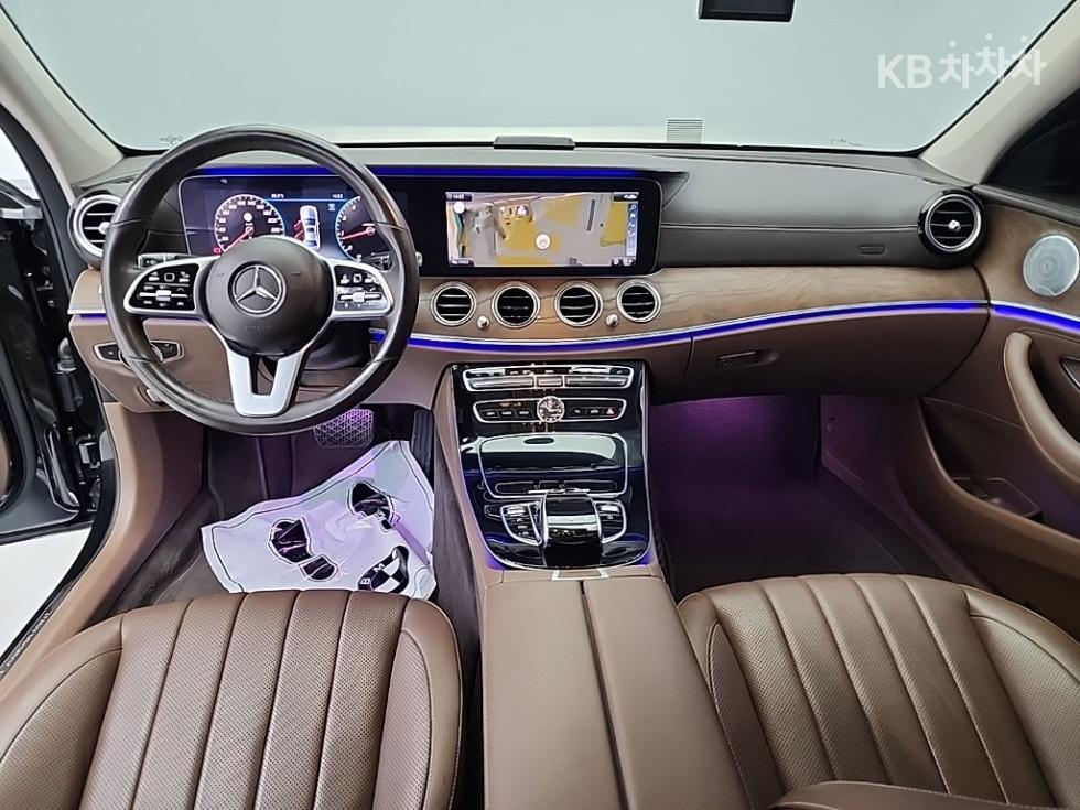 Mercedes-Benz E-klasse — miniaturë 7