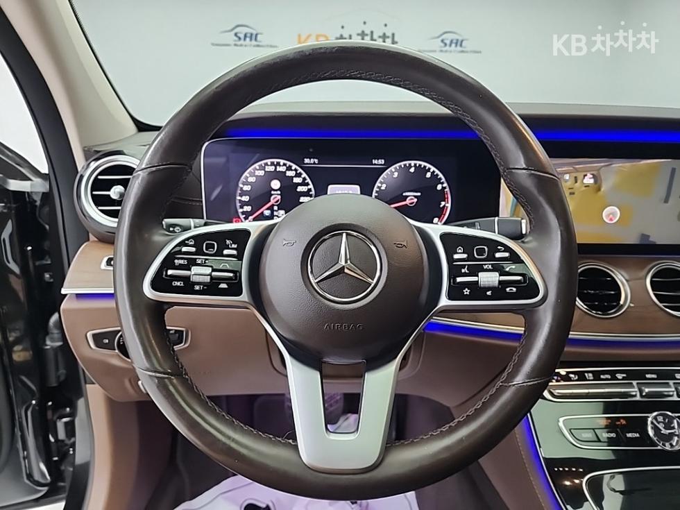 Mercedes-Benz E-klasse — miniaturë 9