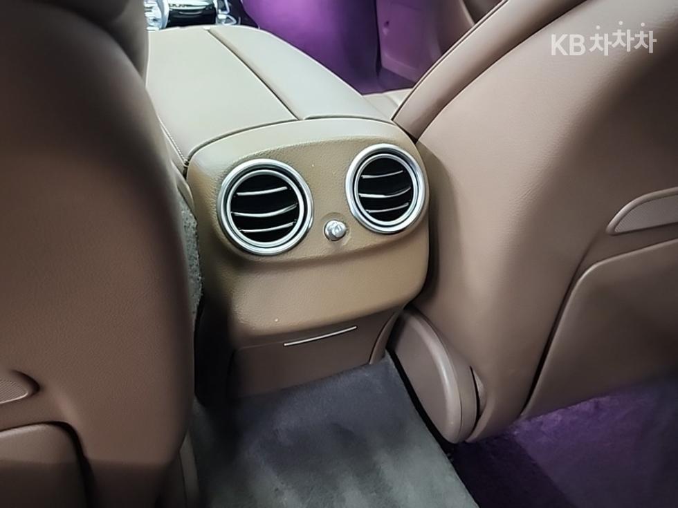 Mercedes-Benz E-klasse — miniaturë 13