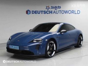 Porsche Taycan 4S — foto 1