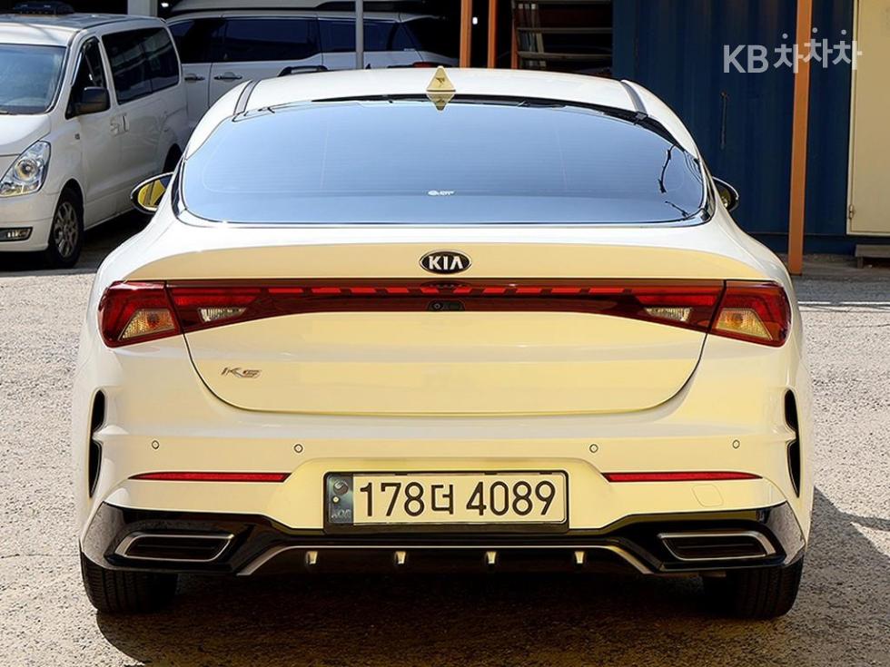 Kia K5 — miniaturë 3