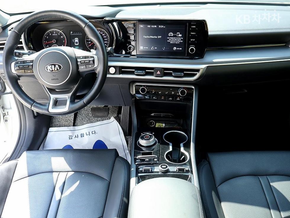 Kia K5 — miniaturë 5