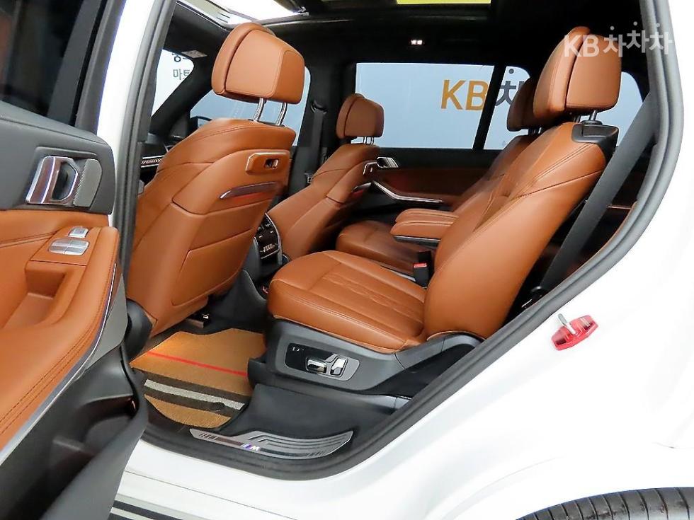BMW X7 — miniaturë 6
