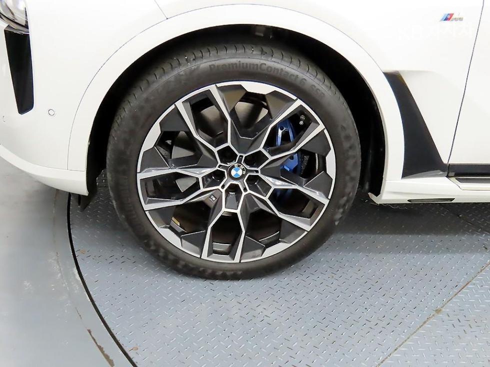 BMW X7 — miniaturë 20