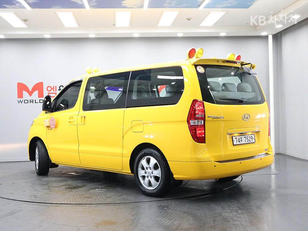 Hyundai Starex — miniaturë 4