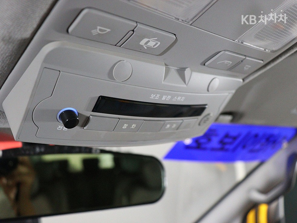 Hyundai Starex — miniaturë 13