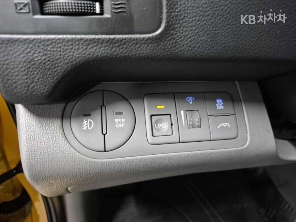 Hyundai Starex — miniaturë 8