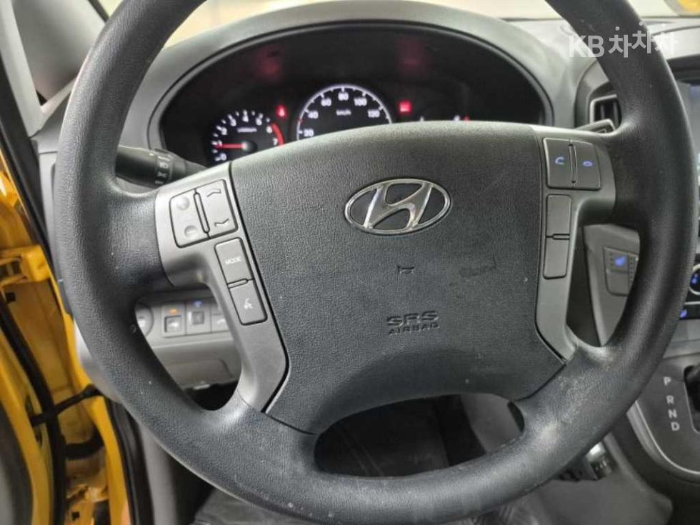 Hyundai Starex — miniaturë 9