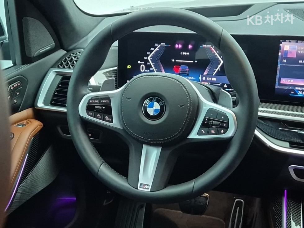 BMW X7 — miniaturë 9