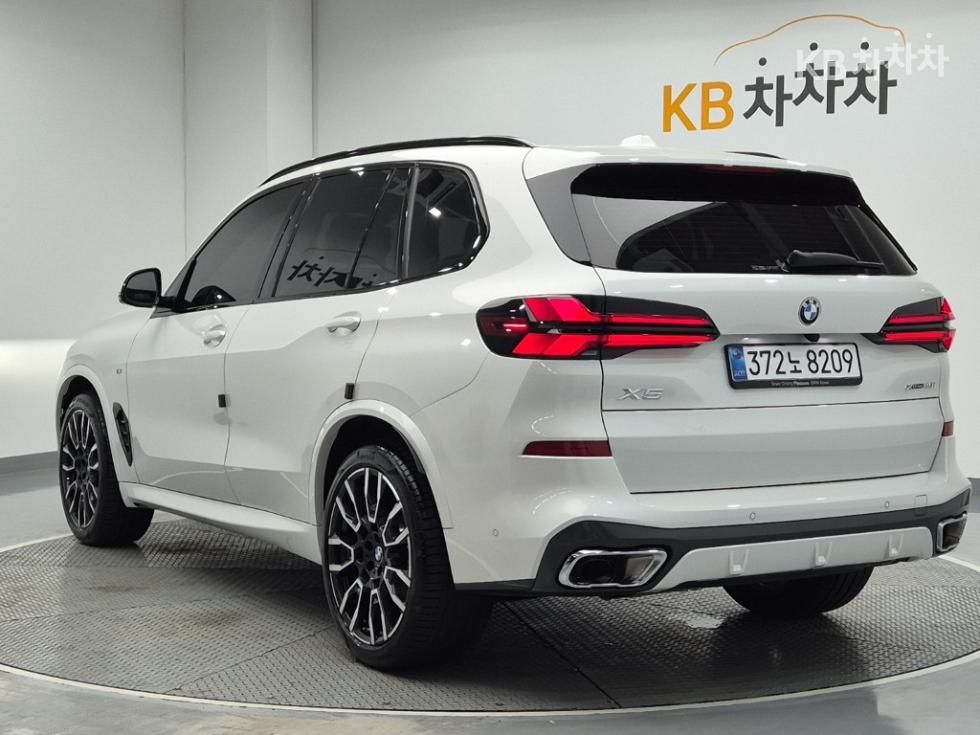 BMW X5 — miniaturë 2