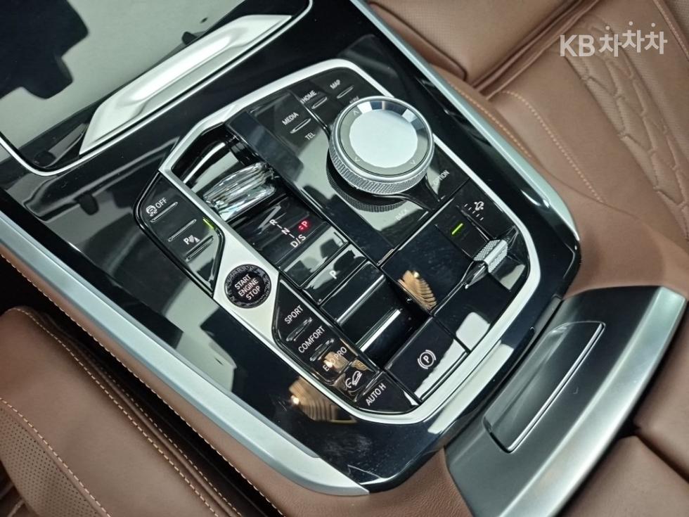 BMW X5 — miniaturë 8