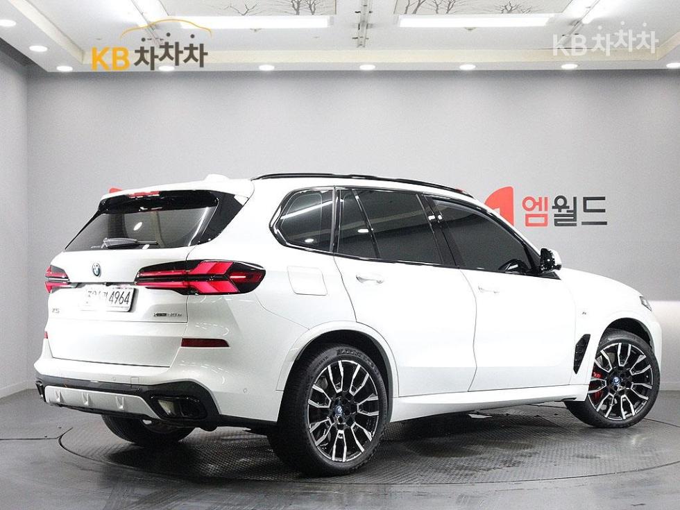 BMW X5 — miniaturë 3