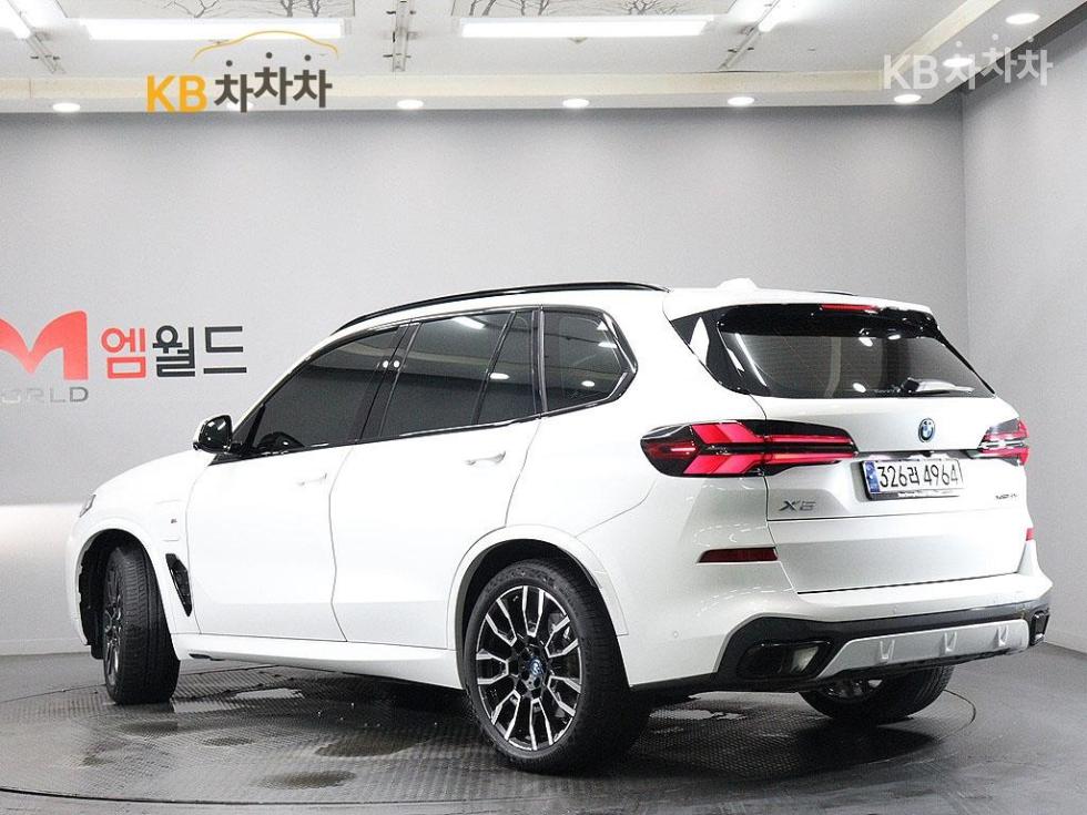 BMW X5 — miniaturë 4