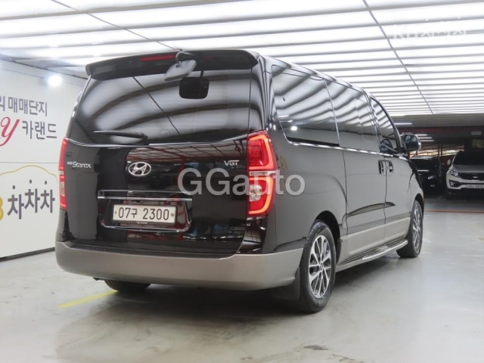 Hyundai Starex — miniaturë 4