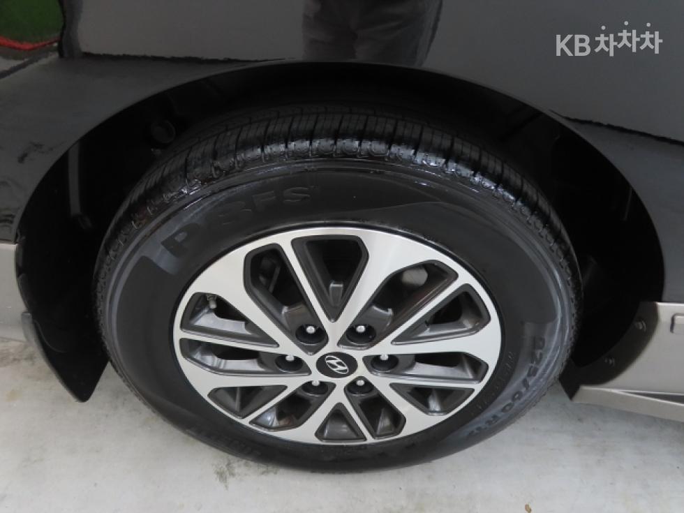 Hyundai Starex — miniaturë 20