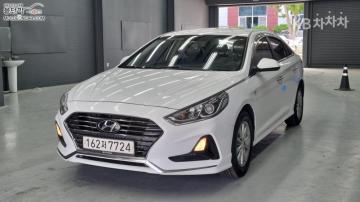 Hyundai Sonata 2.0 LPi 렌터카 — foto 1