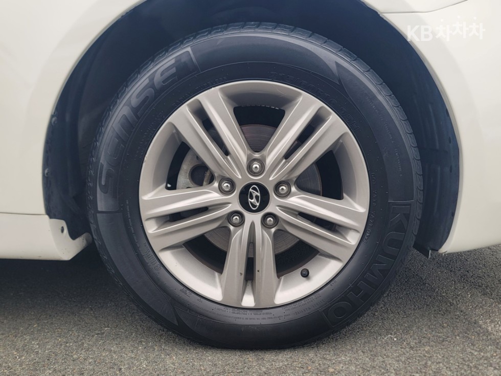 Hyundai Sonata — miniaturë 12