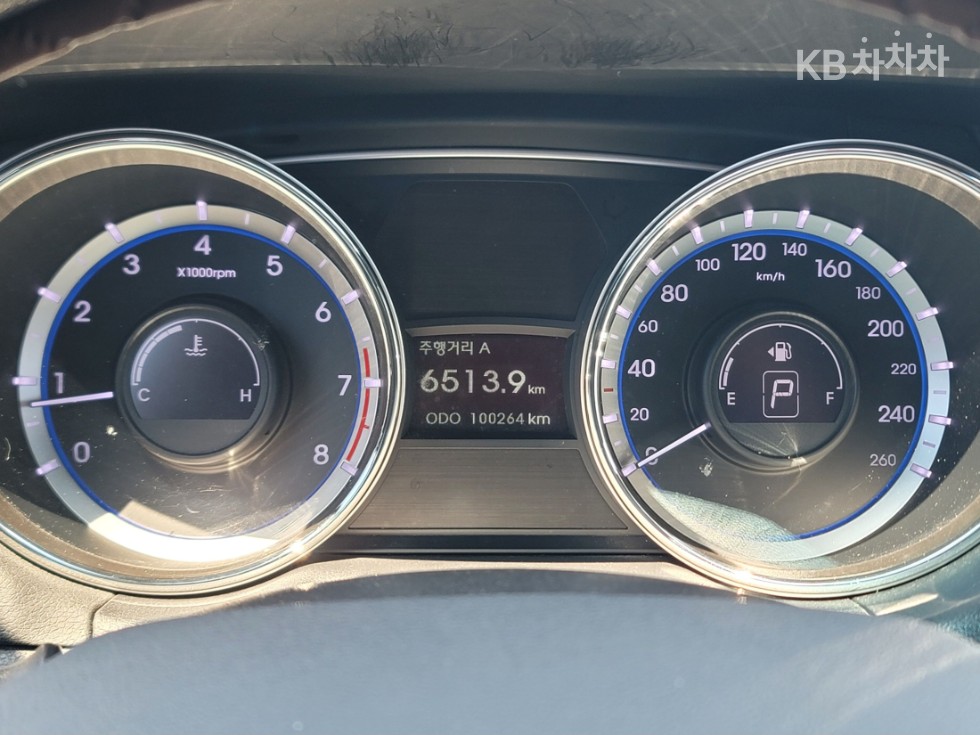 Hyundai Sonata — miniaturë 24