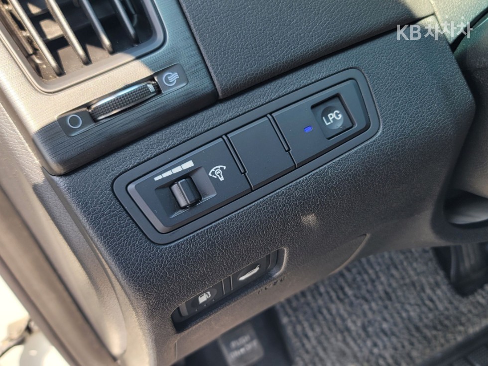 Hyundai Sonata — miniaturë 21