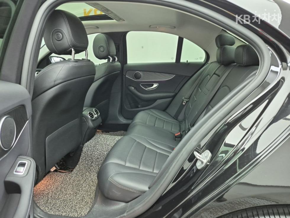 Mercedes-Benz C-klasse — miniaturë 12